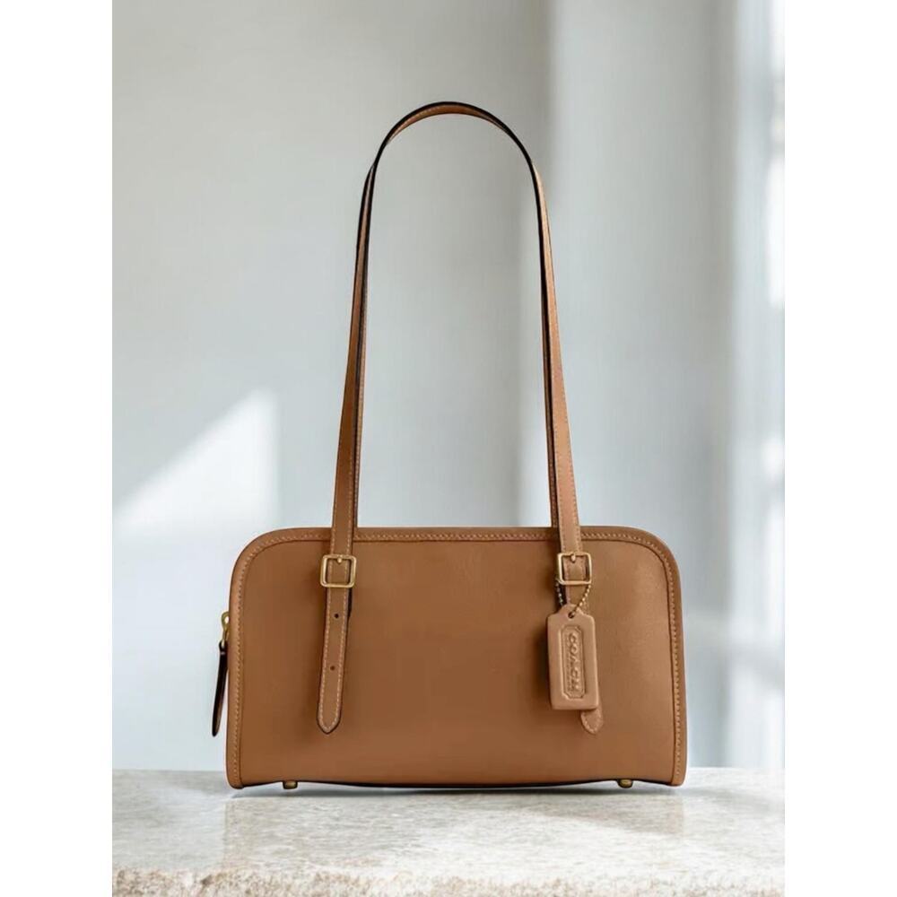 NWT Coach CM565 Leather Swing Zip Shoulder Bag - Picture 1 of 10